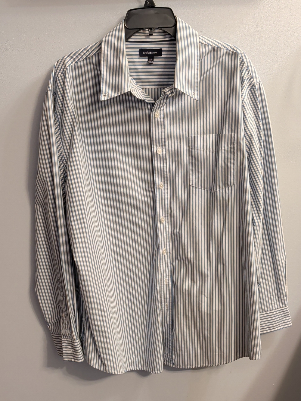 🍉Croft & barrow White Shirt with Blue Pinstripes